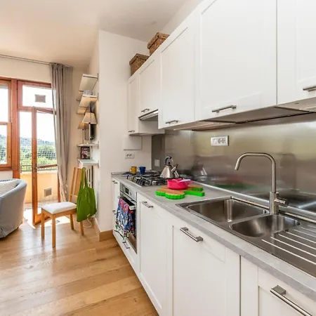 Apartment Lungarno Del Tempio River View By 360rentals *