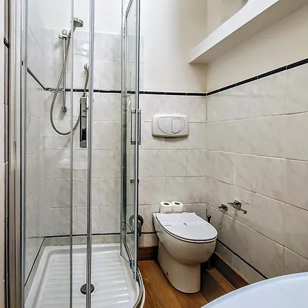 Apartment Lungarno Del Tempio River View By 360rentals Florence